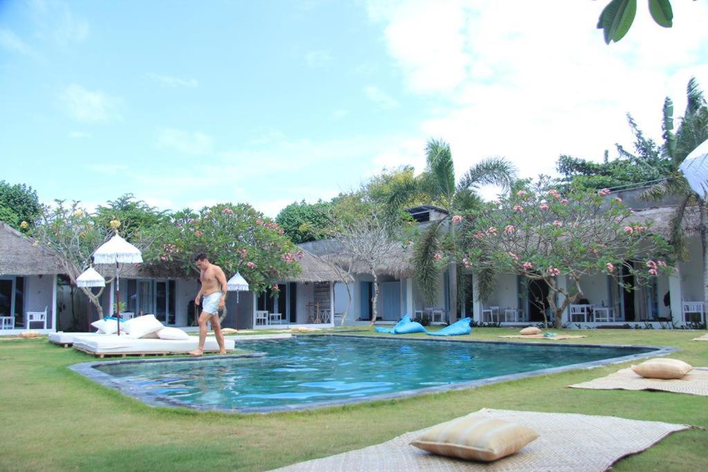 Dream Cowork Hotel Kuta  Exterior photo