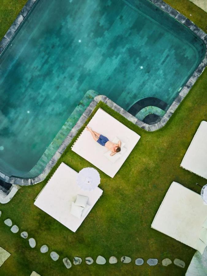 Dream Cowork Hotel Kuta  Exterior photo