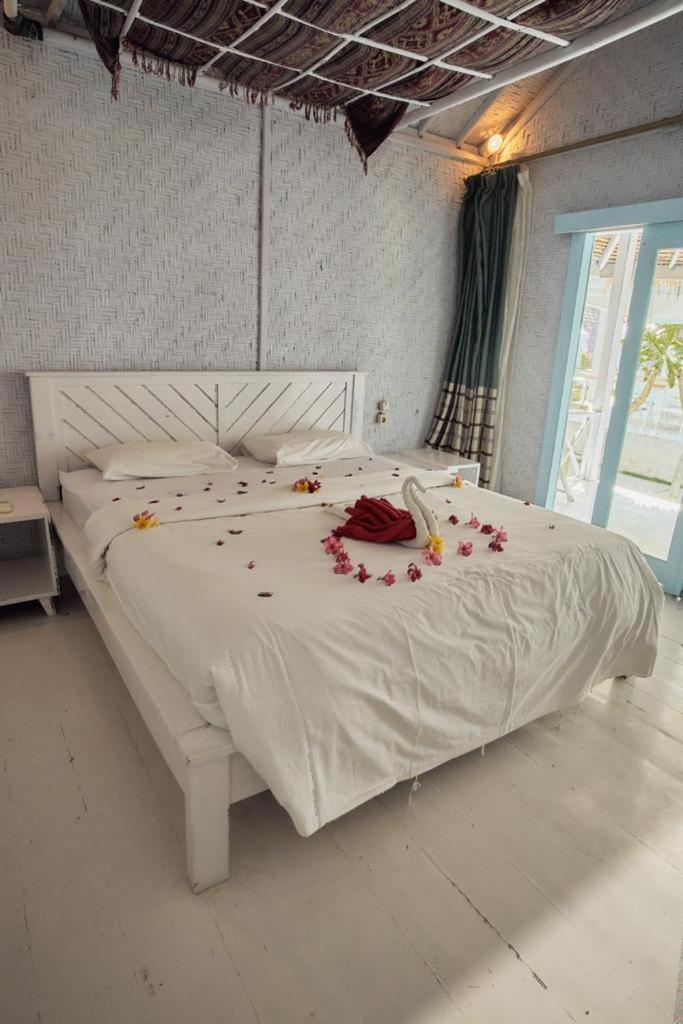 Dream Cowork Hotel Kuta  Exterior photo